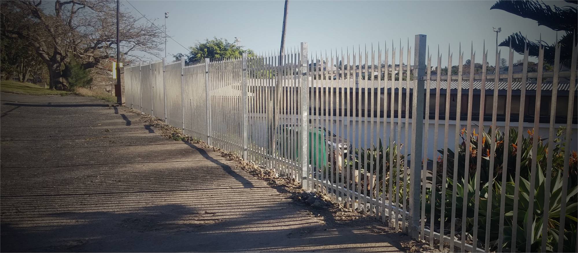 palisade fencing background 02